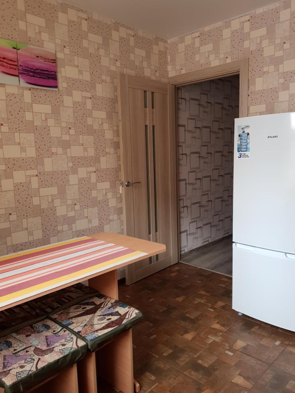 Apartment On Metro Mihalova Минск Екстериор снимка