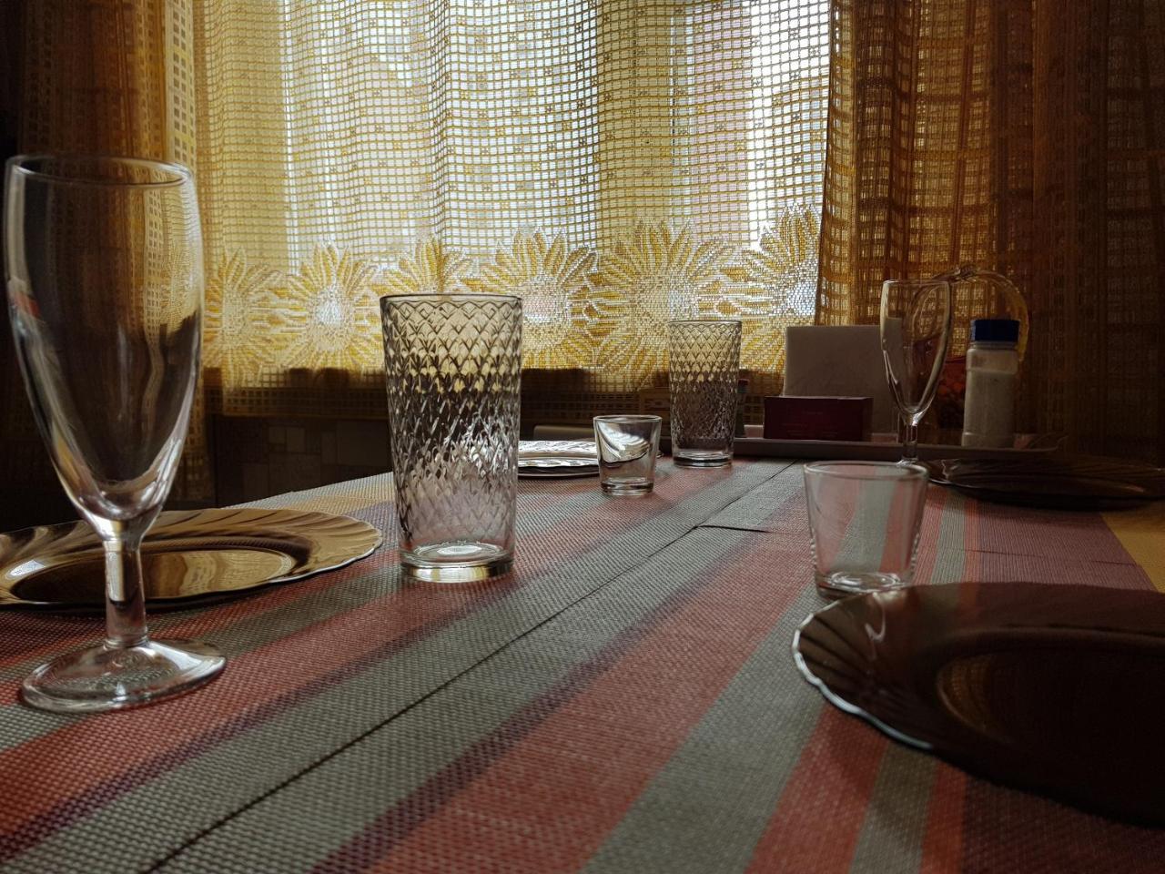 Apartment On Metro Mihalova Минск Екстериор снимка