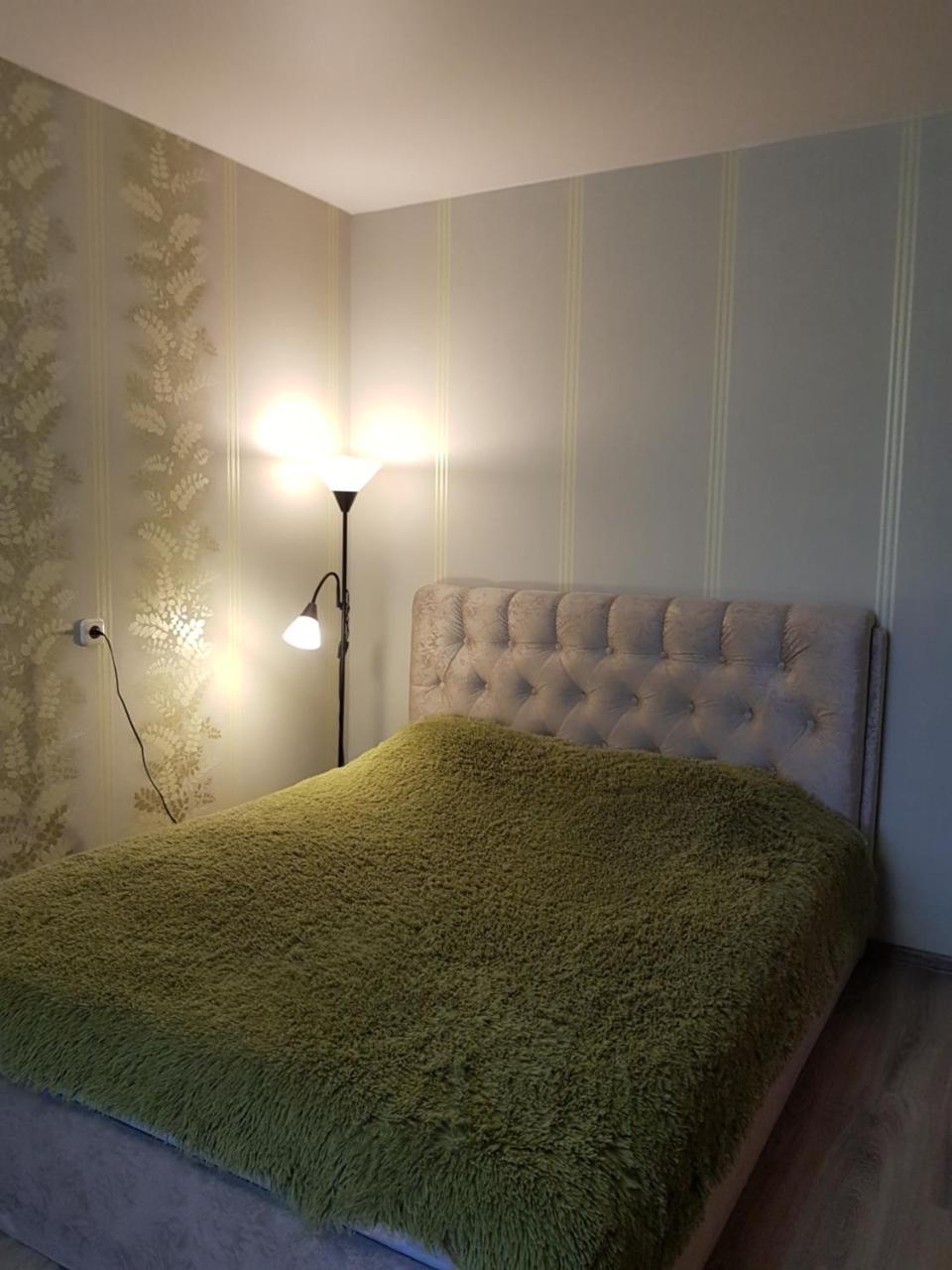Apartment On Metro Mihalova Минск Екстериор снимка